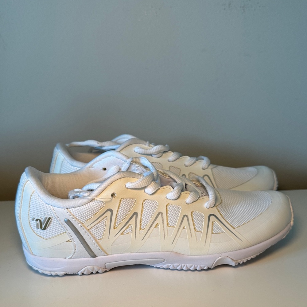 Varsity edge cheer  Shoes